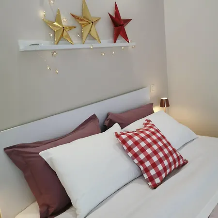 Spring Harmony Pigi Lägenhet